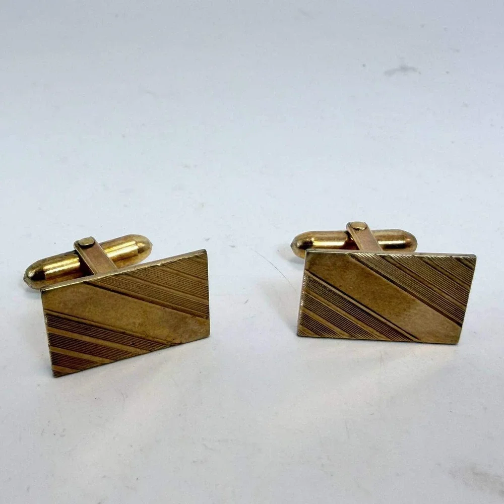 La Mode Vintage 10K Gold Filled Rectangular Etched Stripe Cufflinks Mens Gold
